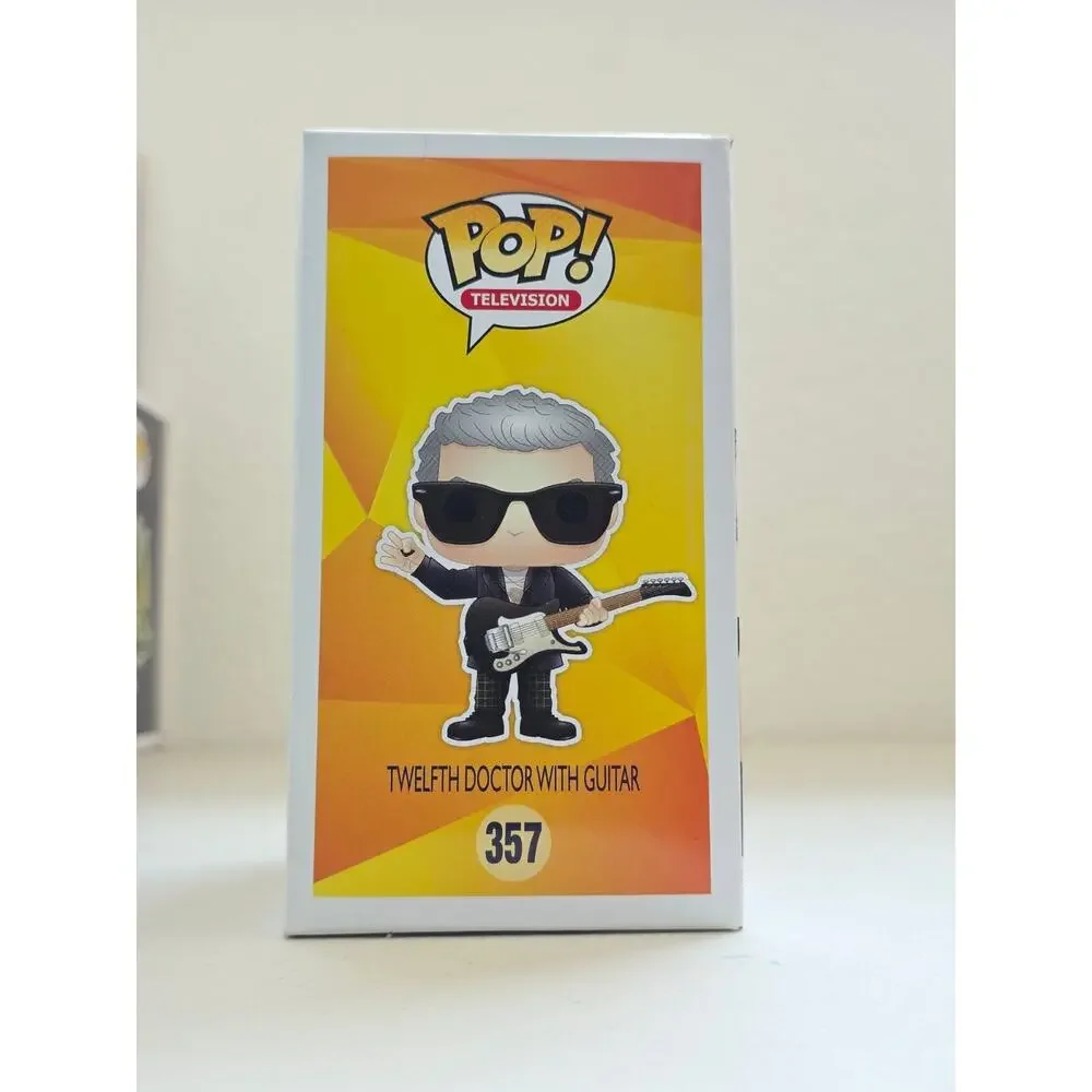 Funko POP! Television Doctor Who 12th Doctor #357 Vinyl Figure w/ protector box - Picture 2 of 6